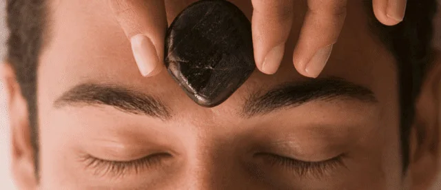 Hot Stone Massage Combinations: Heat, Oil and Pressure
