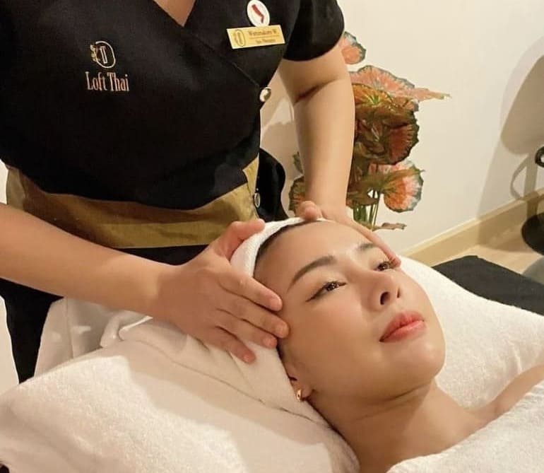 Review of the traditional Thai massage techniques offered at Loft Thai Spa