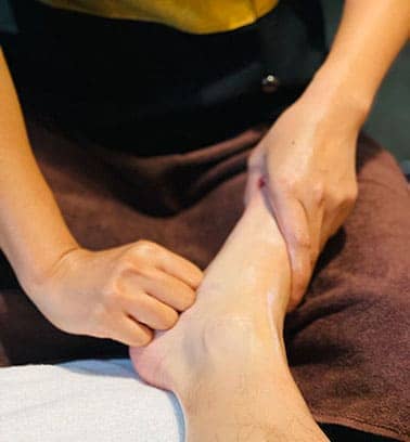 Foot Massage and Movie - Spa & Thai Massage