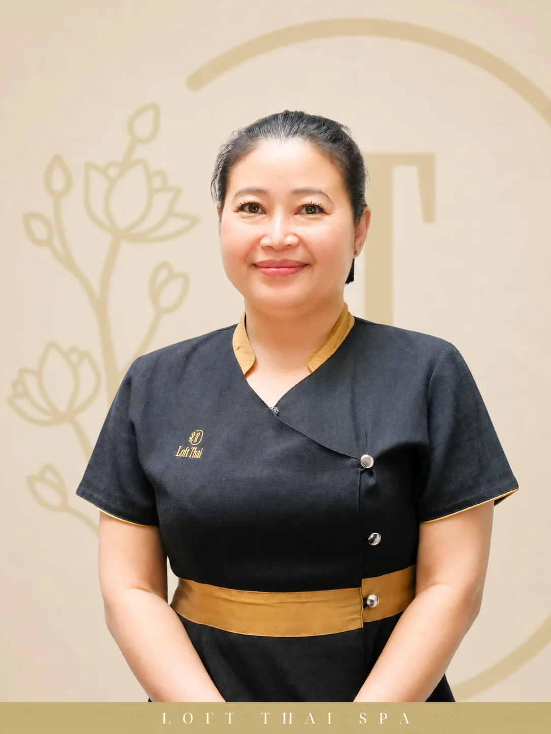 Loft Thai senior spa therapist portrait 09